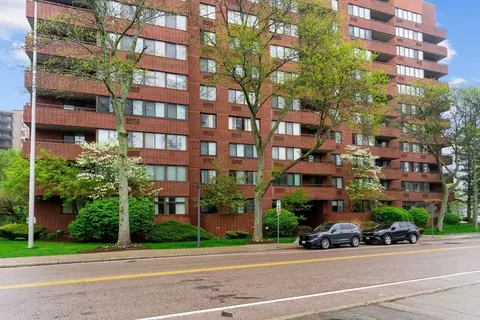 77 Adams St #708, Quincy, MA 02169
