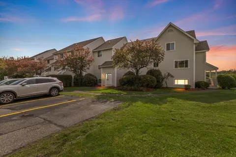 100 Merrimack Ave #21, Dracut, MA 01826