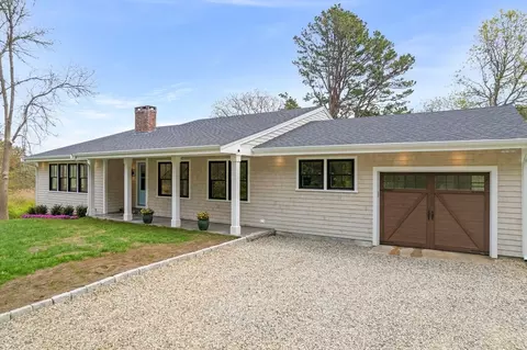 35 Pine Hill Dr, Brewster, MA 02631