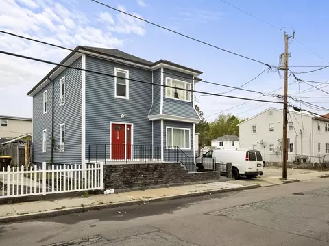 267 Quequechan St, Fall River, MA 02723 photo 40