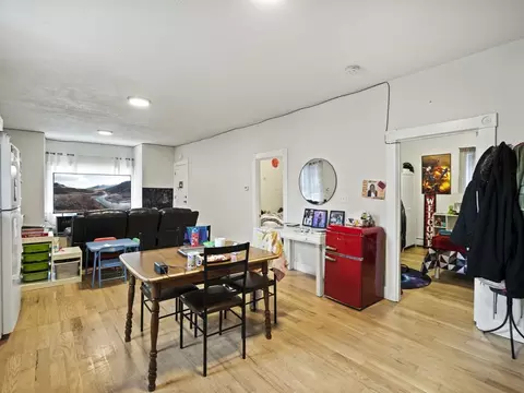 267 Quequechan St, Fall River, MA 02723 photo 8