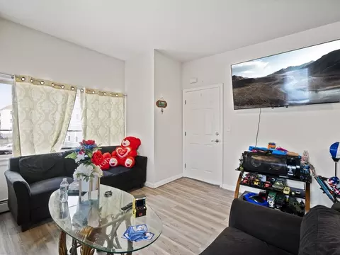 267 Quequechan St, Fall River, MA 02723 photo 18