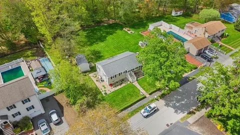 44 Batchelder Rd, Reading, MA 01867 photo 3