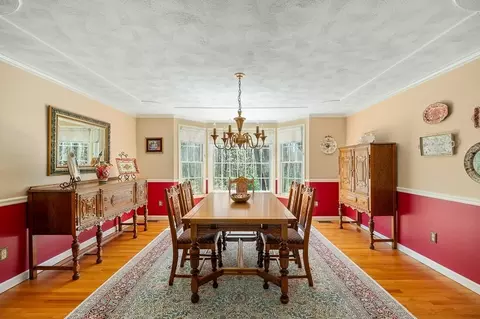 124 Lilah Ln, Reading, MA 01867 photo 10