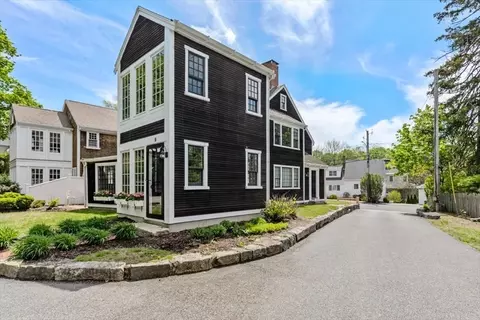 271 North St #B, Hingham, MA 02043 photo 2