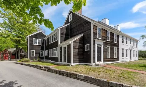 271 North St #B, Hingham, MA 02043