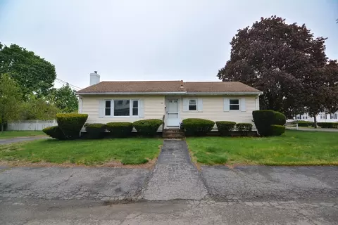 48 Franklin St, Norwood, MA 02062