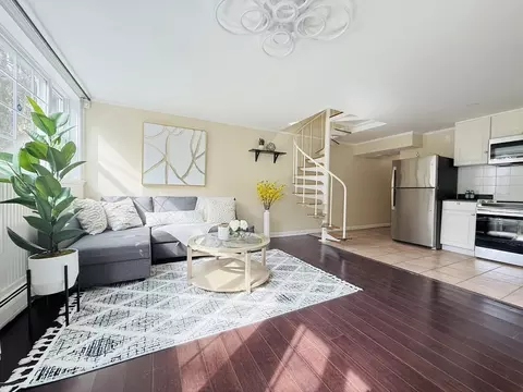 26 Inman St #1D, Cambridge, MA 02139