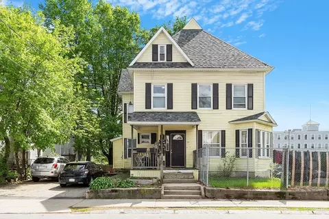 60 Pearl St, Leominster, MA 01453