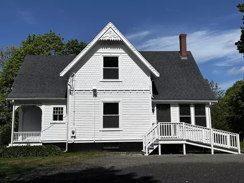 Exterior - 1048 Main St, Hanson, MA 02341 photo 6 of 6