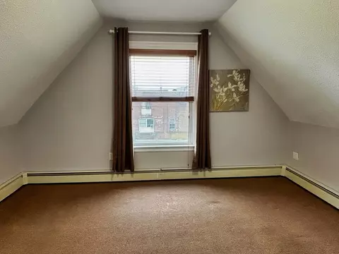 Bedroom - 1048 Main St, Hanson, MA 02341 photo 5 of 9