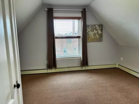 Bedroom - 1048 Main St, Hanson, MA 02341 photo 4 of 9