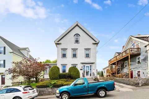 30 Friend St, Gloucester, MA 01930 photo 3