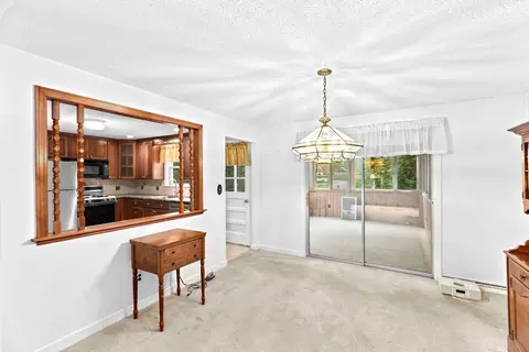 11 Janice Rd, Canton, MA 02021 photo 3