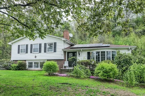 105 Gilbertville Rd, Ware, MA 01082