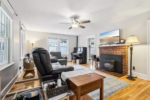 220 Olean St, Worcester, MA 01602 photo 6