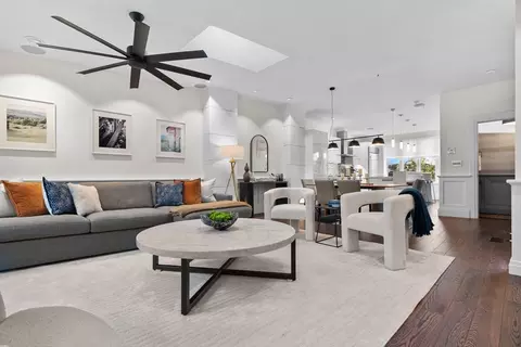 28 Greenwich Park #3, Boston, MA 02118
