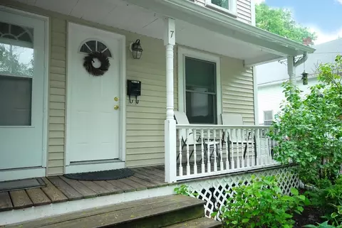7 Maple Ct #7, Maynard, MA 01754 photo 2