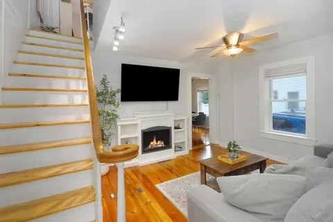 7 Maple Ct #7, Maynard, MA 01754 photo 4