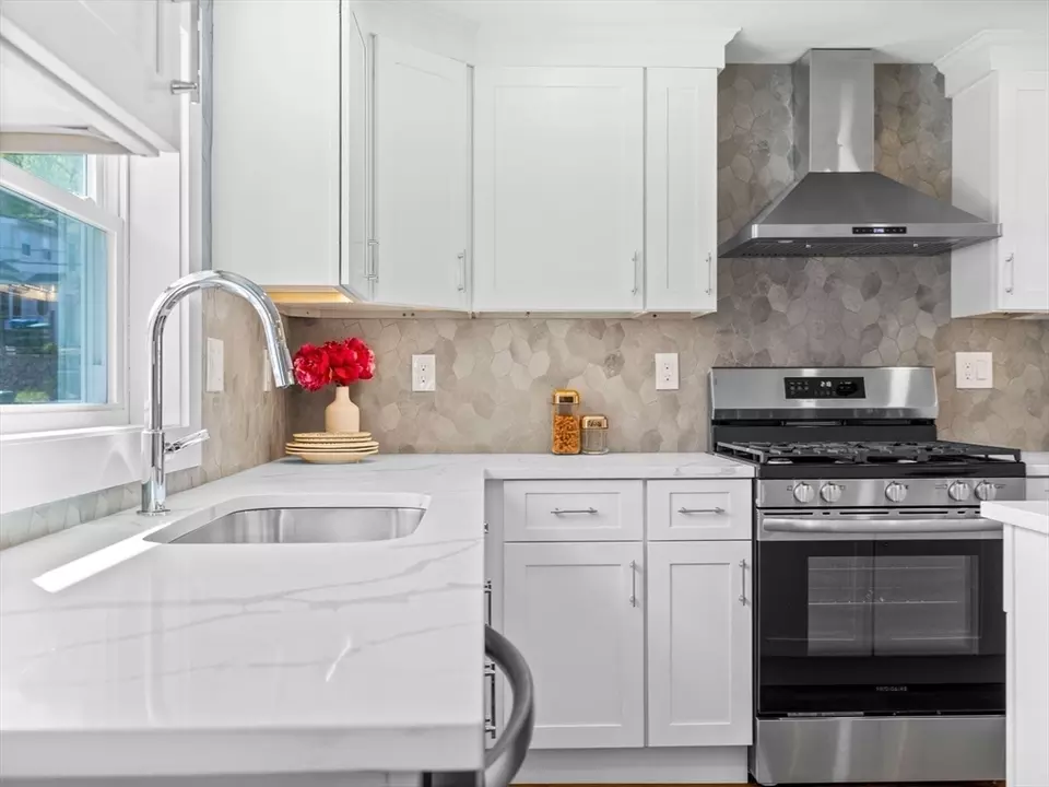 Kitchen - 44 Greenhalge St, Medford, MA 02155 photo 3 of 4