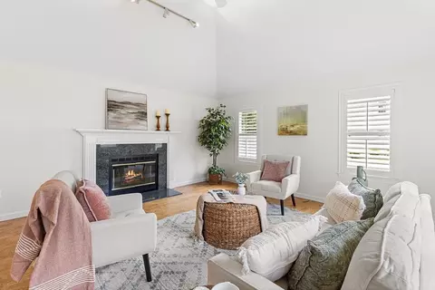 3 Wildflower Dr, Sutton, MA 01590 photo 8