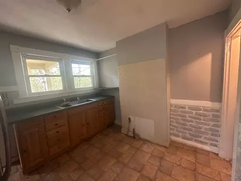 74-78 Leyfred Ter, Springfield, MA 01108 photo 17