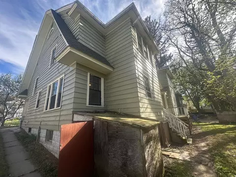 74-78 Leyfred Ter, Springfield, MA 01108 photo 7
