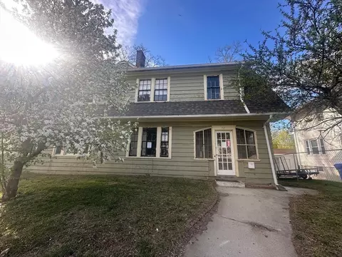74-78 Leyfred Ter, Springfield, MA 01108 photo 2