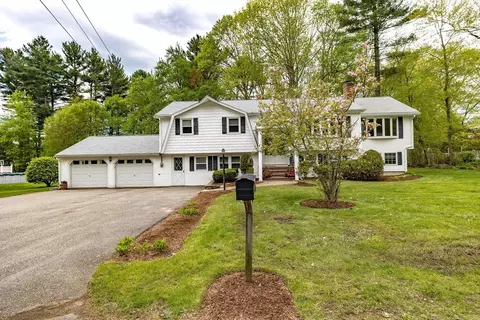 19 Frost St, Billerica, MA 01821