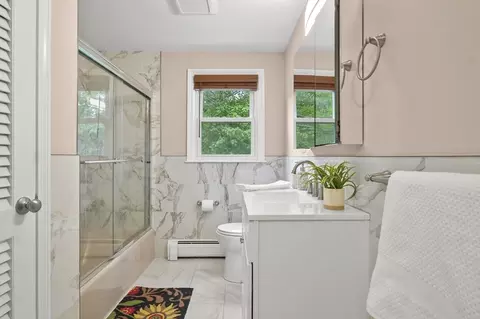 Bath - 36 Duggan Rd, Acton, MA 01720 photo 3 of 3