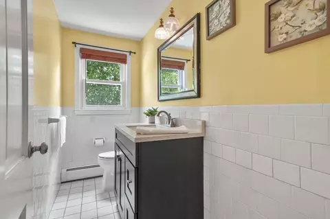 Bath - 36 Duggan Rd, Acton, MA 01720 photo 1 of 3