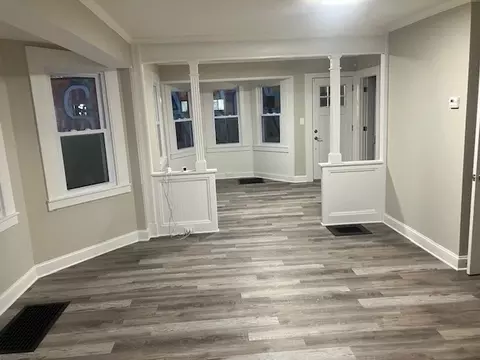 423 Orange St, Springfield, MA 01108 photo 8
