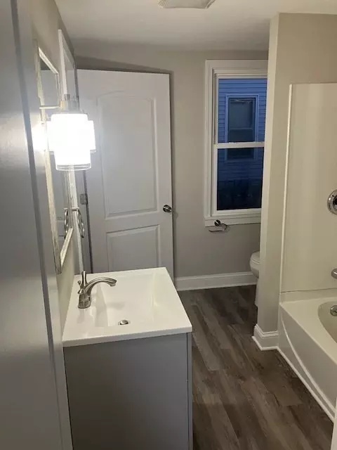 423 Orange St, Springfield, MA 01108 photo 11