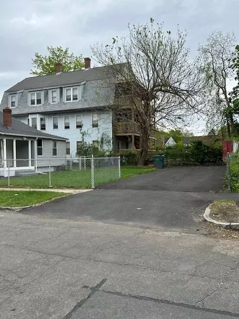 423 Orange St, Springfield, MA 01108 photo 23