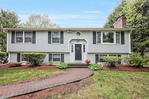 80 Summer St, Walpole, MA 02071