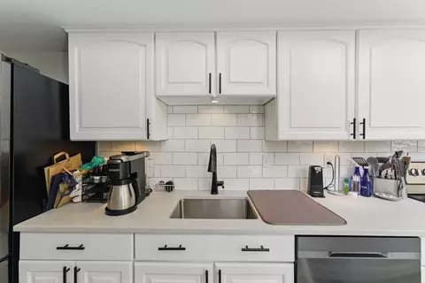 235 State St #406, Springfield, MA 01103 photo 8