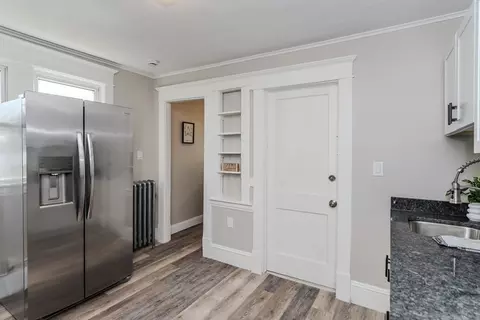 229 Saint James Blvd, Springfield, MA 01104 photo 3