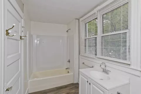 53 Freeman Ter, Springfield, MA 01104 photo 32