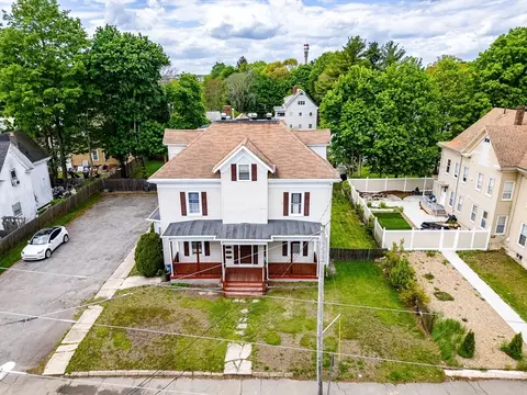 63 Cary St, Brockton, MA 02302