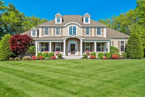 30 Castle Rd, Norfolk, MA 02056