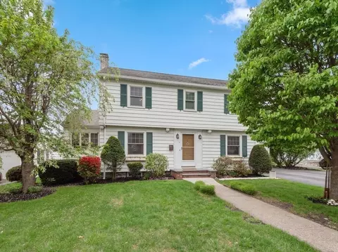 8 Bay State Rd, Worcester, MA 01606 photo 5