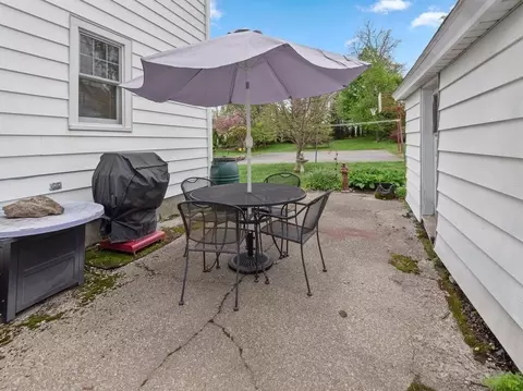 8 Bay State Rd, Worcester, MA 01606 photo 36