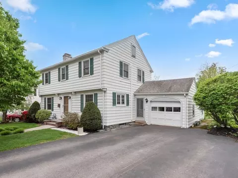 8 Bay State Rd, Worcester, MA 01606 photo 3
