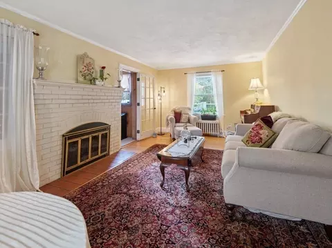 8 Bay State Rd, Worcester, MA 01606 photo 6