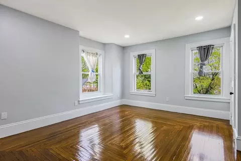 7 Circuit Ave E, Worcester, MA 01603 photo 31