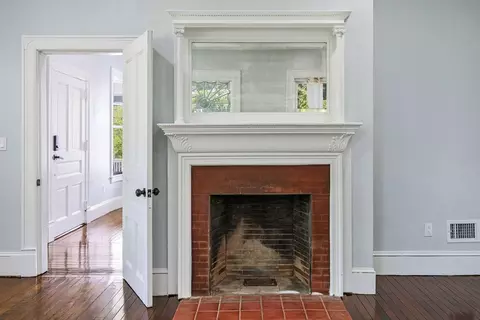 7 Circuit Ave E, Worcester, MA 01603 photo 16