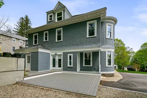 7 Circuit Ave E, Worcester, MA 01603 photo 6