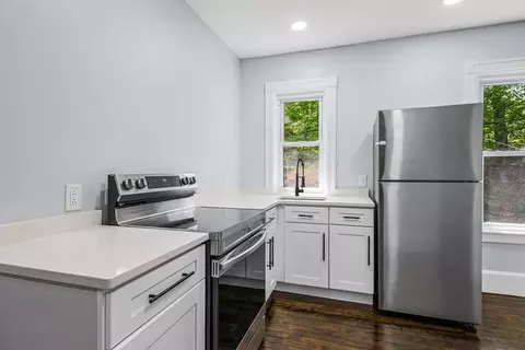 7 Circuit Ave E, Worcester, MA 01603 photo 27