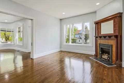 7 Circuit Ave E, Worcester, MA 01603 photo 13