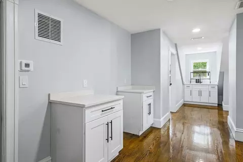 7 Circuit Ave E, Worcester, MA 01603 photo 39
